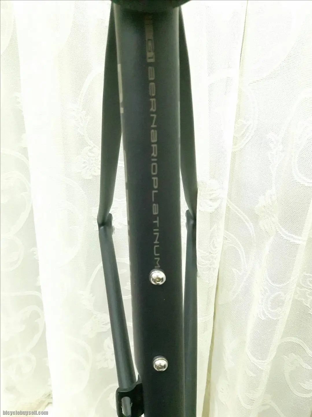 Stork Aernario Platinum Series