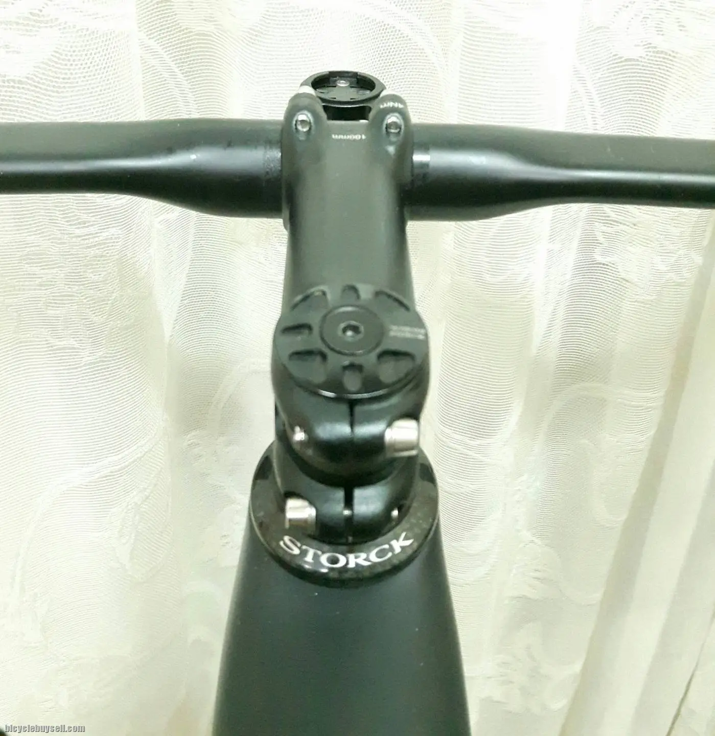 Stork Aernario Platinum Series