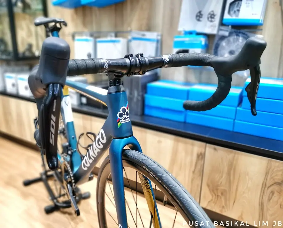 Colnago V3 105 DI2 Disc Road Bike.......