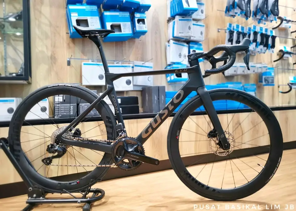 Gusto Cobra Evo DB Sport Ultra