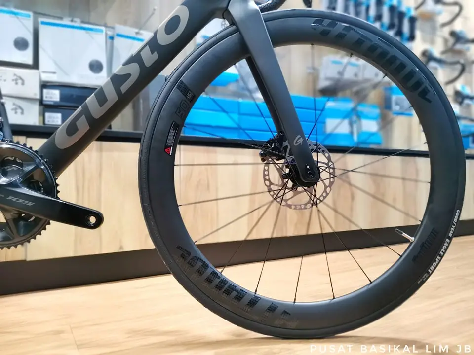 Gusto Cobra Evo DB Sport Ultra