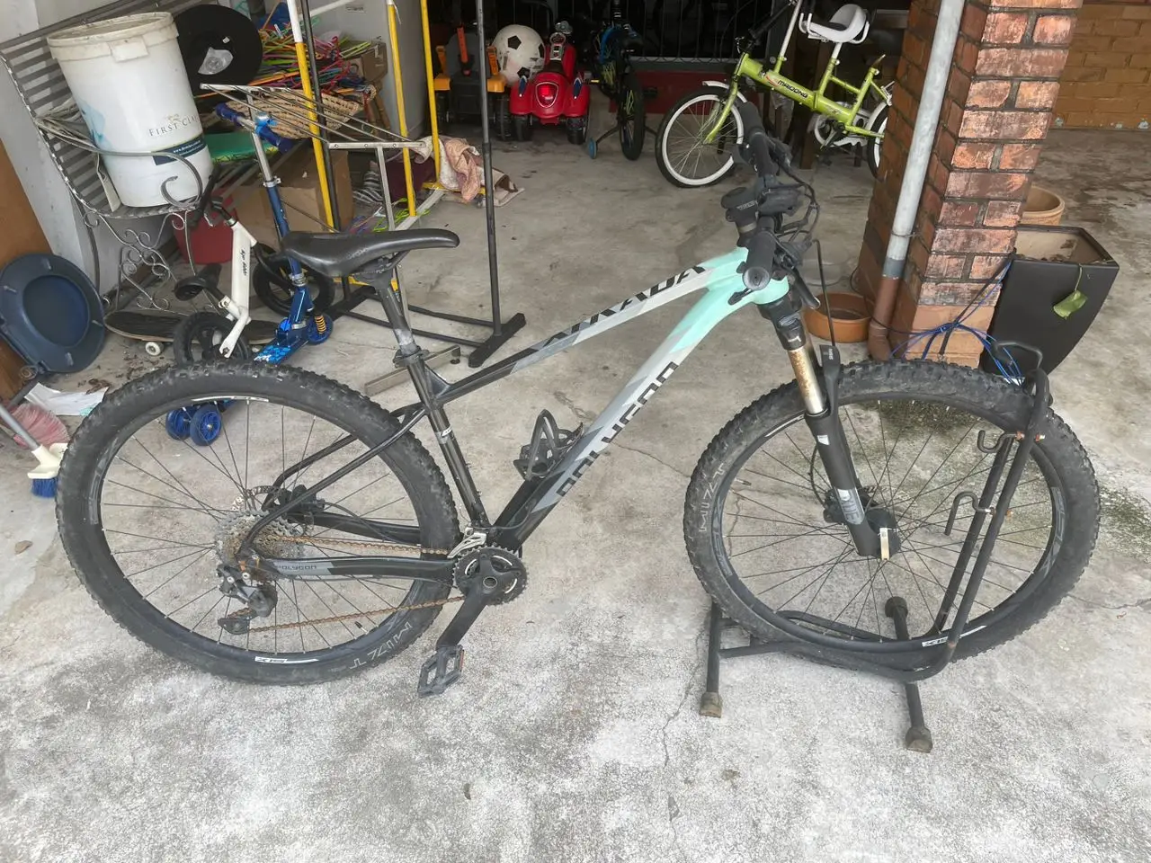Polygon Xtrada 6 Mountain Bike XL Frame_ 2022 Barely Used