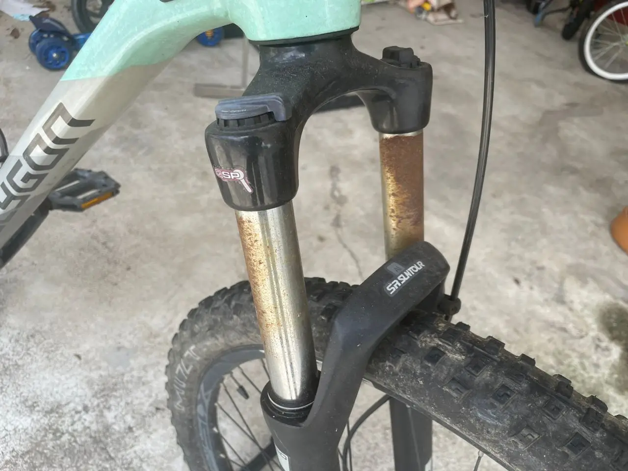 Polygon Xtrada 6 Mountain Bike XL Frame_ 2022 Barely Used