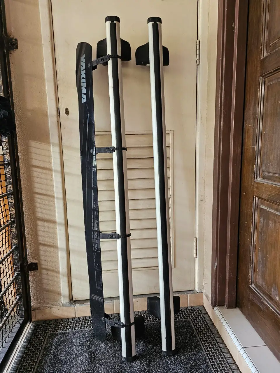Thule rack for 2014 CRV or 2003 Honda Odyssey RA6 - used.