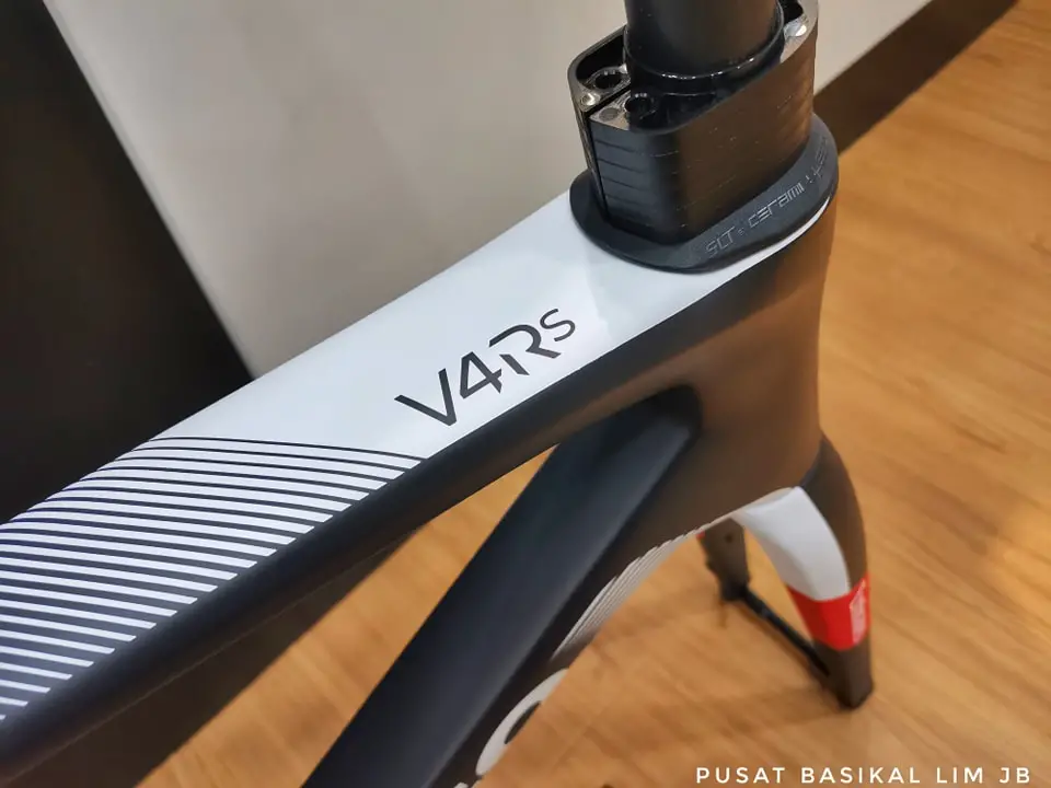 Colnago V4RS UAE Team Disc Frameset