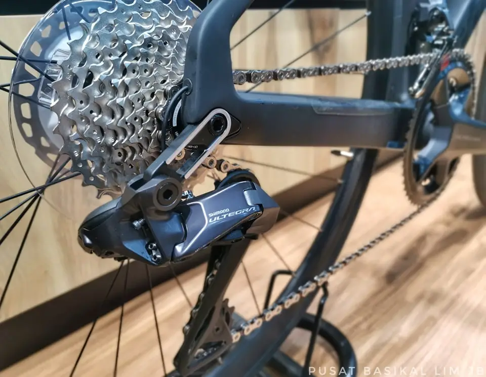 Merida Reacto 6000 Ultegra Di2 Carbon Road Bike......