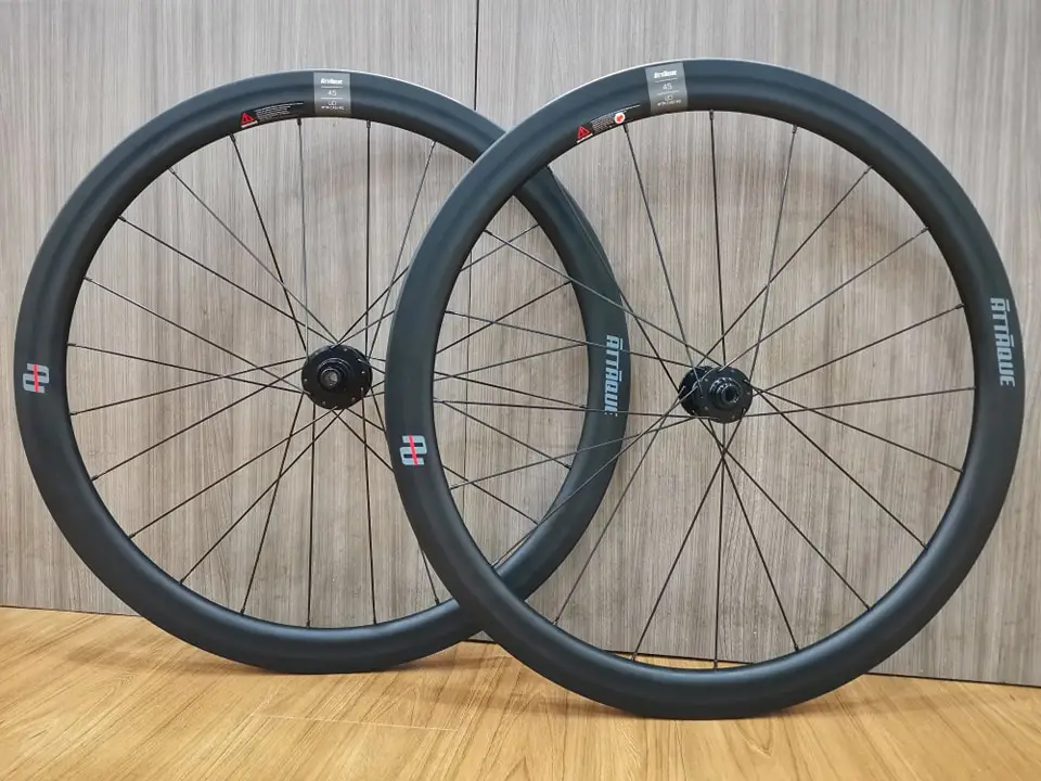 Attaque 45mm Disc Carbon Wheelset