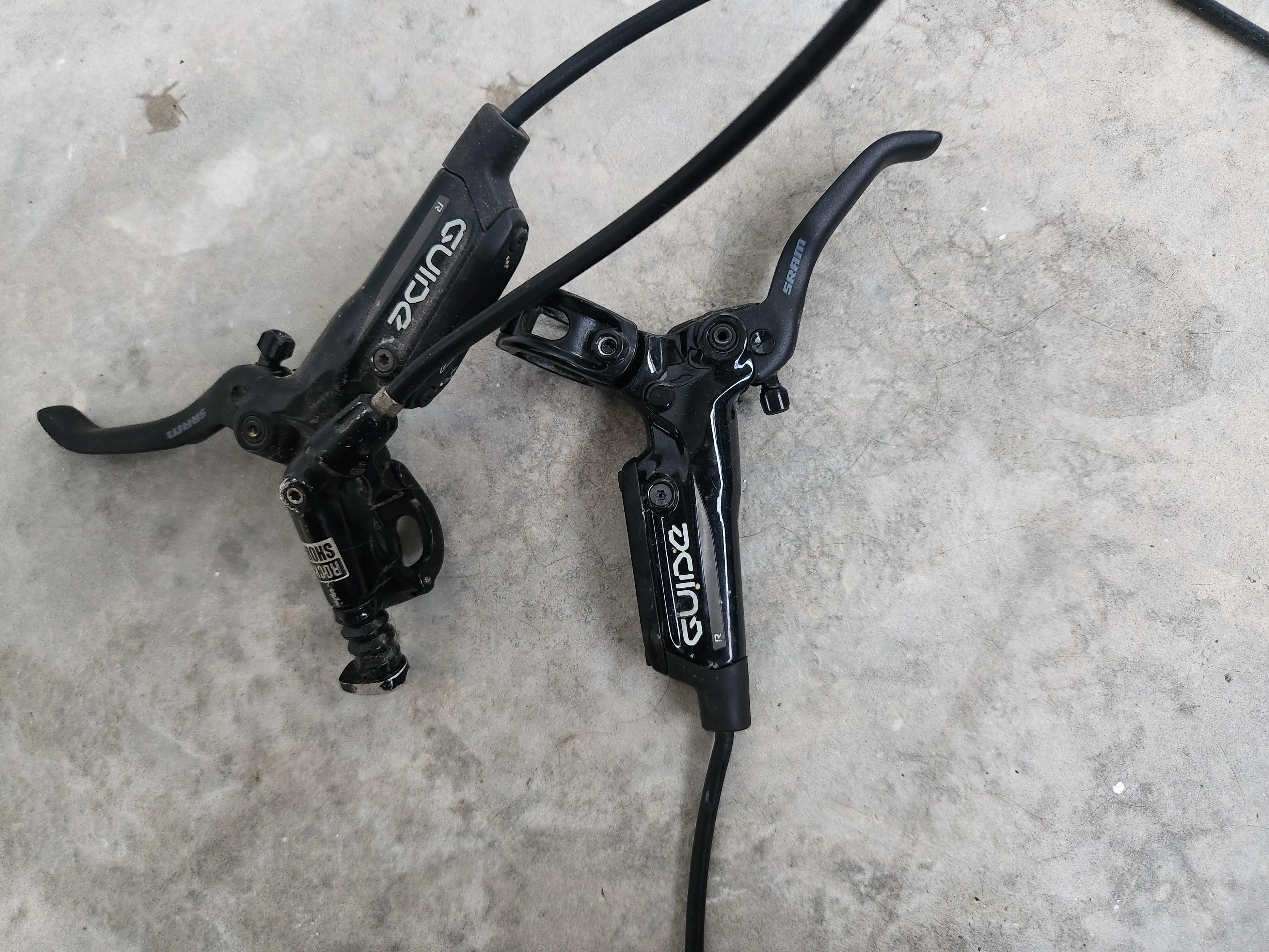 SRAM Guide R