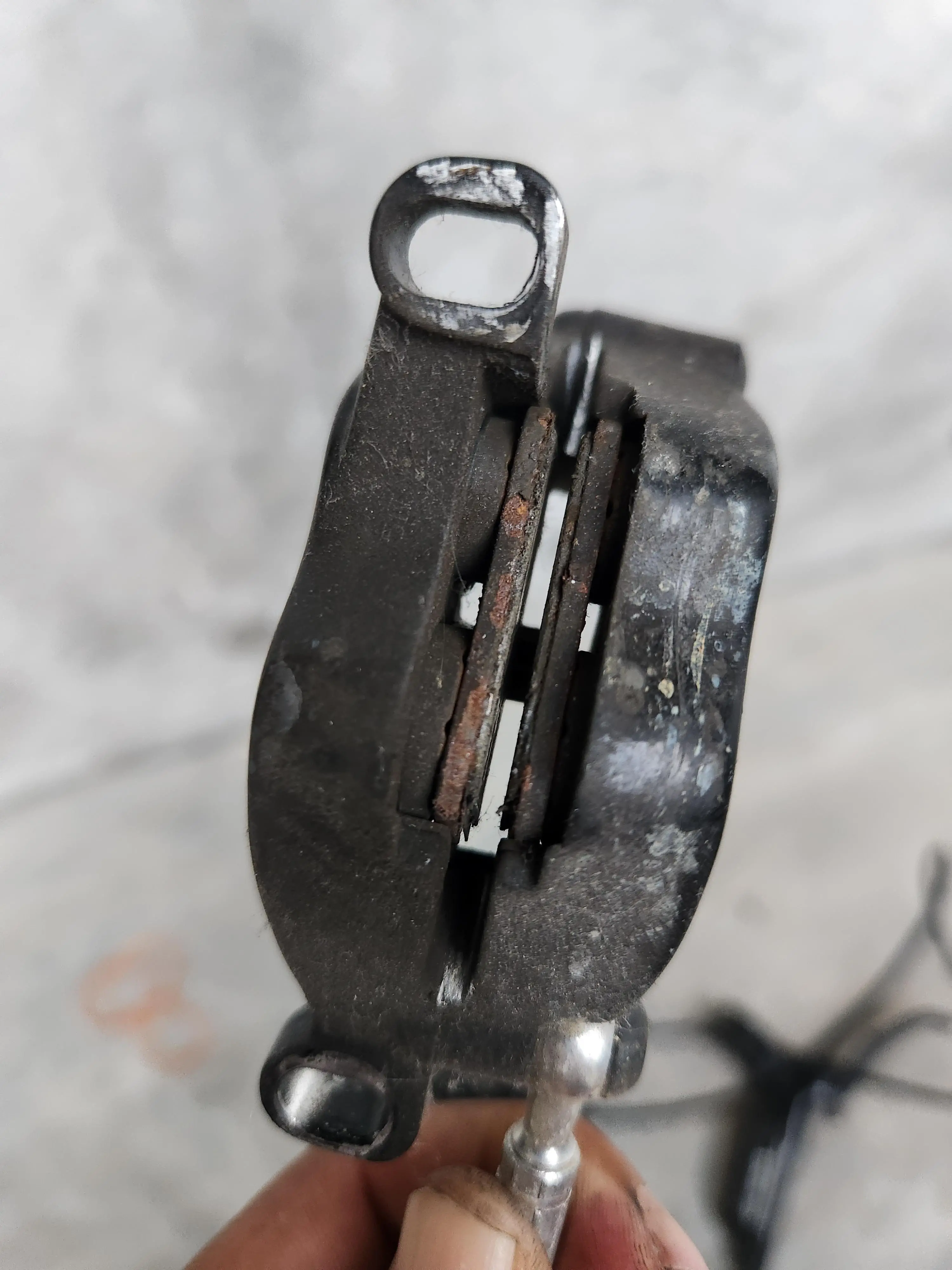 SRAM Guide R