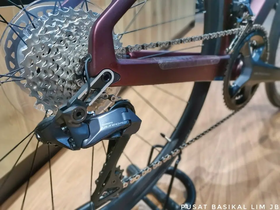 Merida Reacto 6000 Ultegra Di2 Carbon Road Bike.........