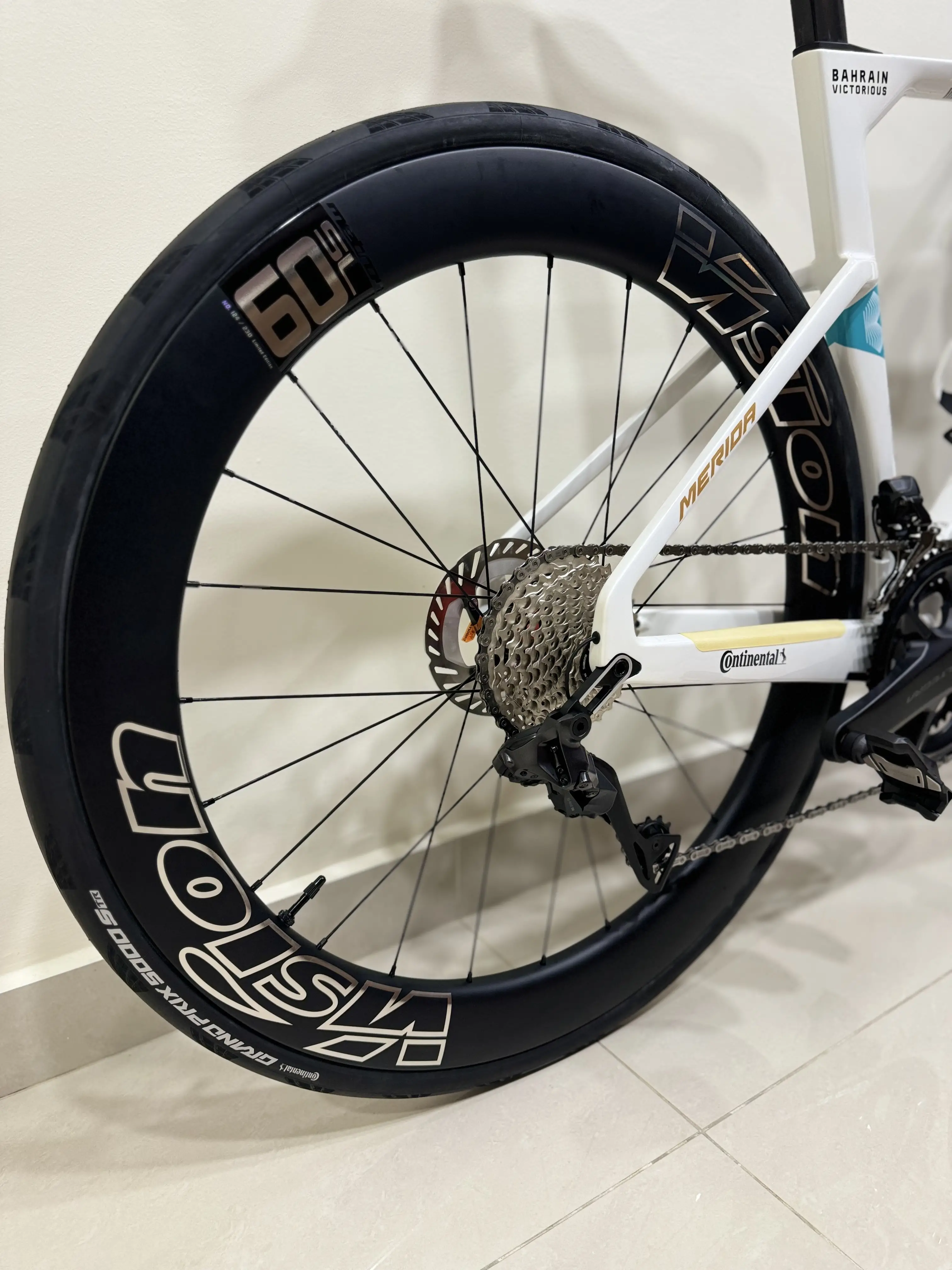 New Merida Reacto Team Pearl Bike 2024 Ultegra di2 Vision Metron SL60 limited edition Vision 5D handlebar Prologo TDF saddle Continental GP5000 tubeless