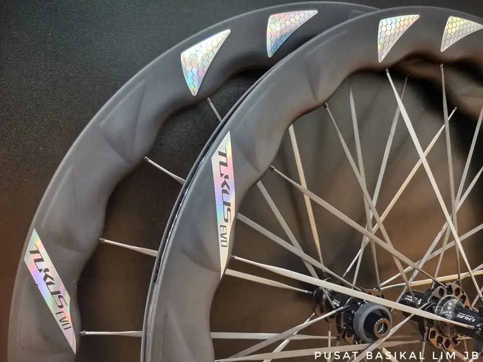 Tukus C52Evo-4R Carbon Wheelset