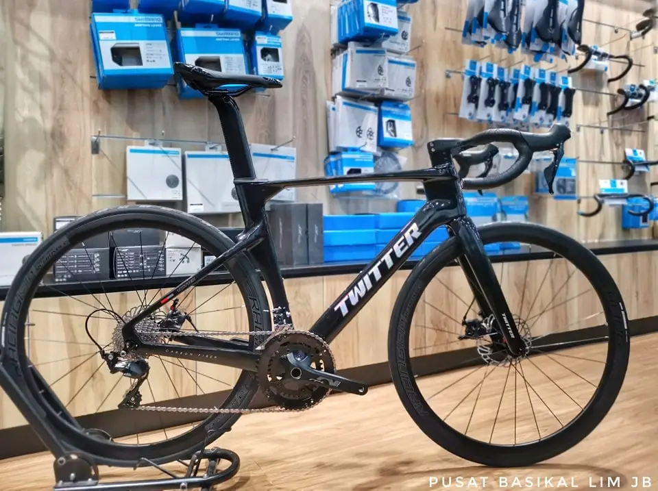 Twitter R10-105 Disc Carbon Road Bike.....