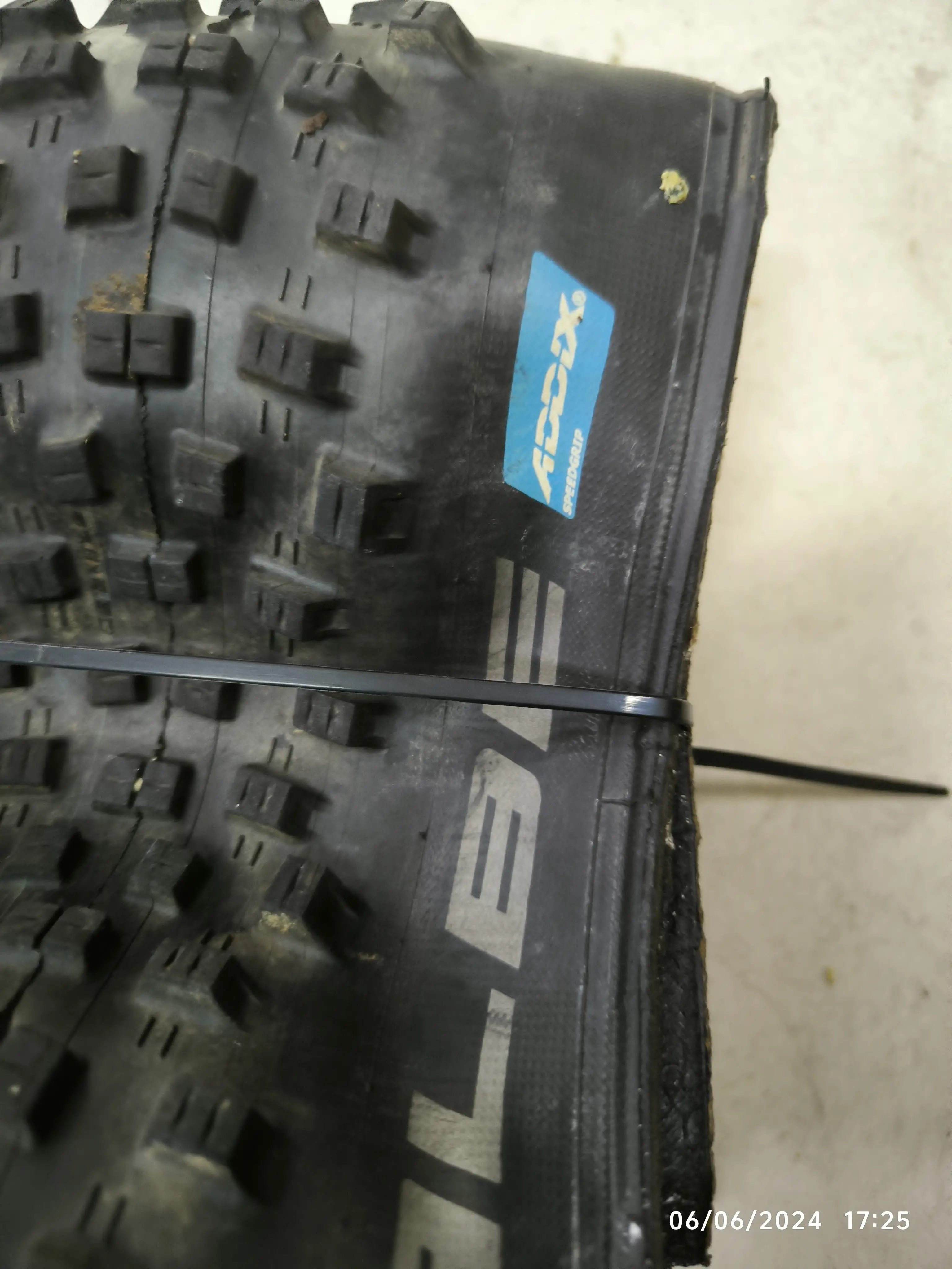 Schwalbe nobby nic 27.5 plus  x 2.8