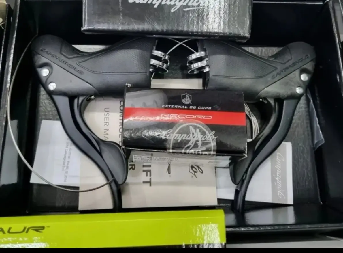 Campagnolo Centaur RimBrake 11 Speeds (Brand New !)