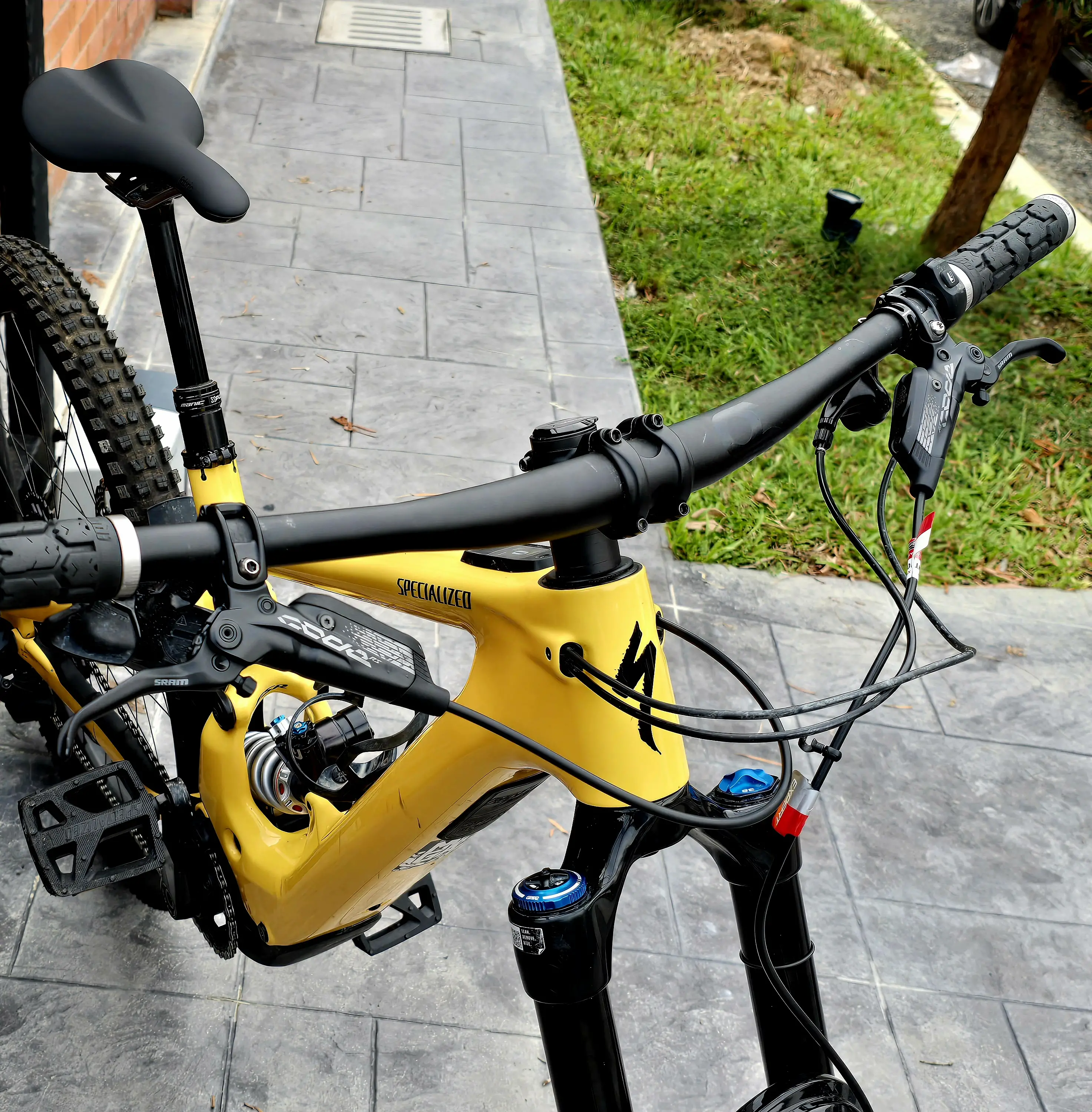 SPECIALIZED KENEVO SL 2023