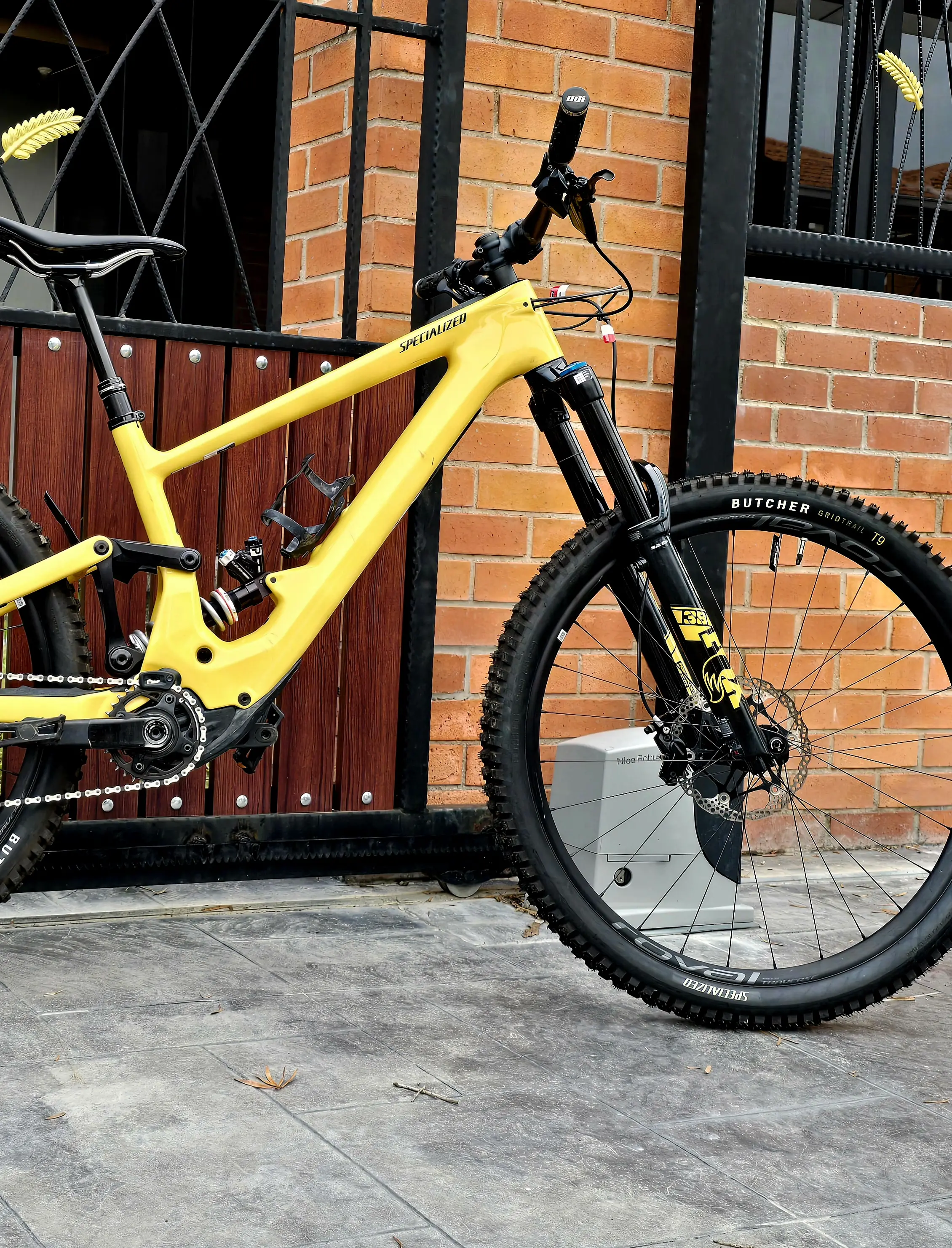 SPECIALIZED KENEVO SL 2023