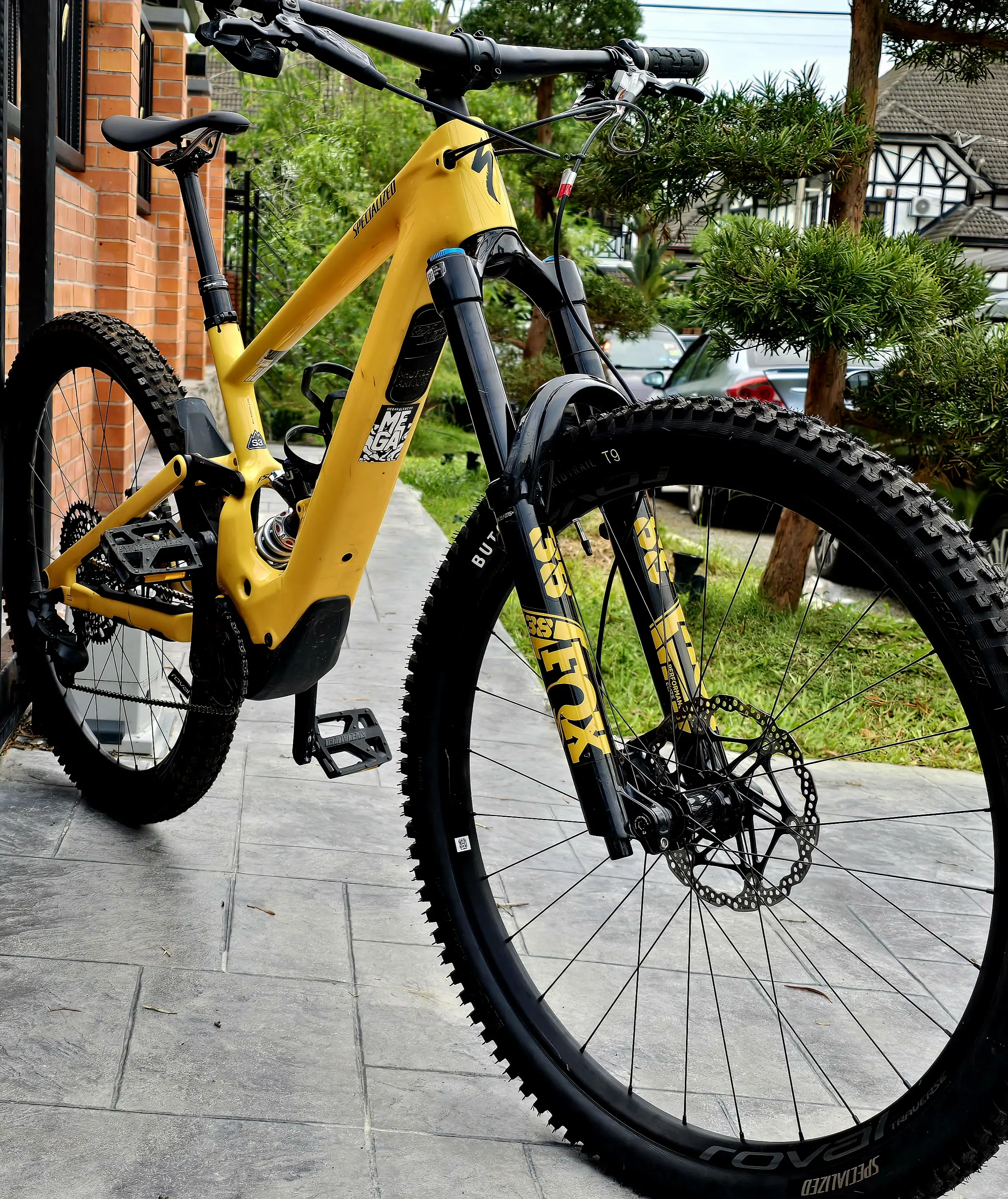 SPECIALIZED KENEVO SL 2023