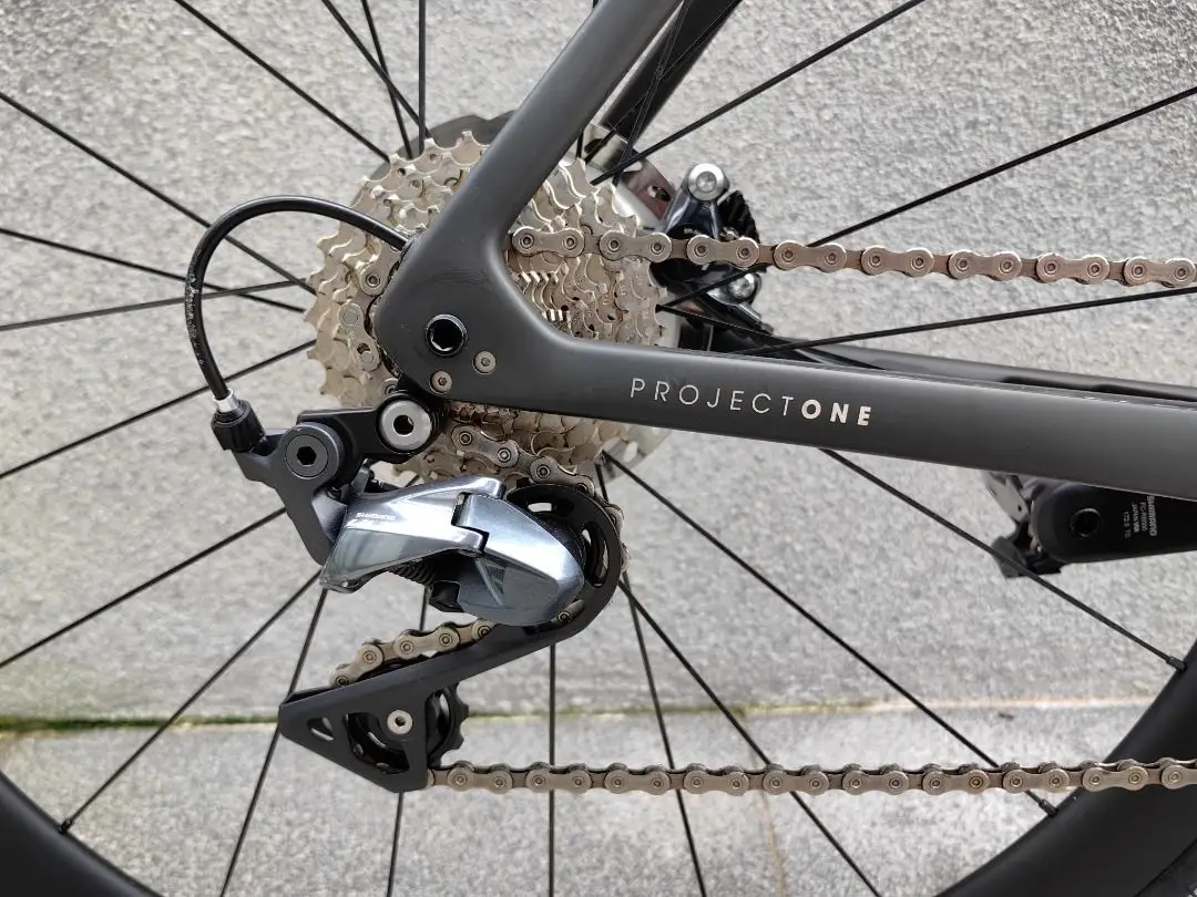 Trek Emonda SLR6 Matte Onyx Project One 800 OCLR