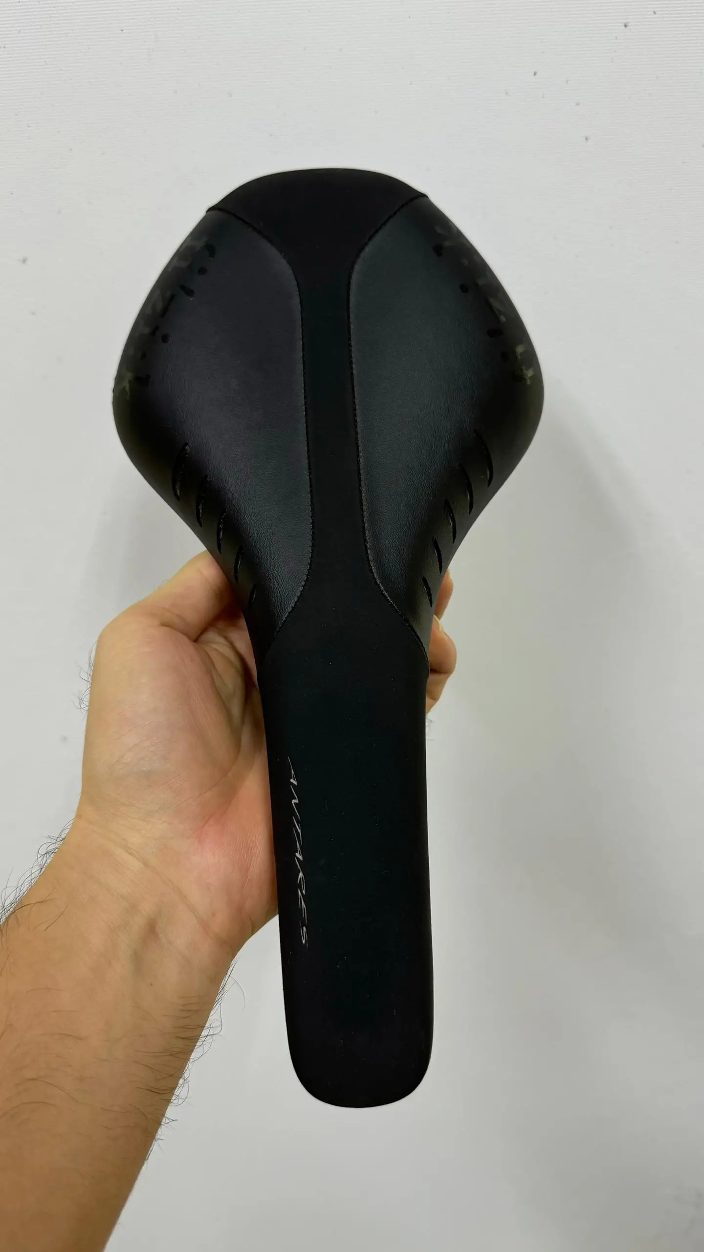 Fizik Antares R1 Carbon Saddle