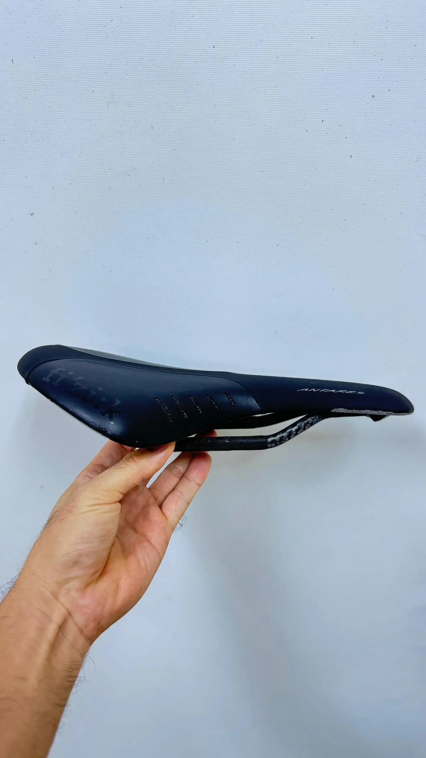 Fizik Antares R1 Carbon Saddle