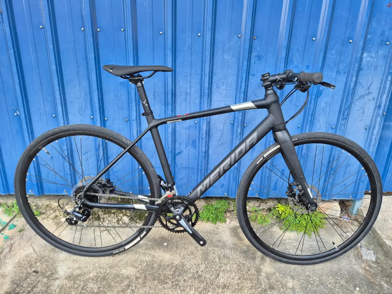 Merida Speeder-200 (700cc) 9 Speeds - Shimano Sora - (Brand New !!!)