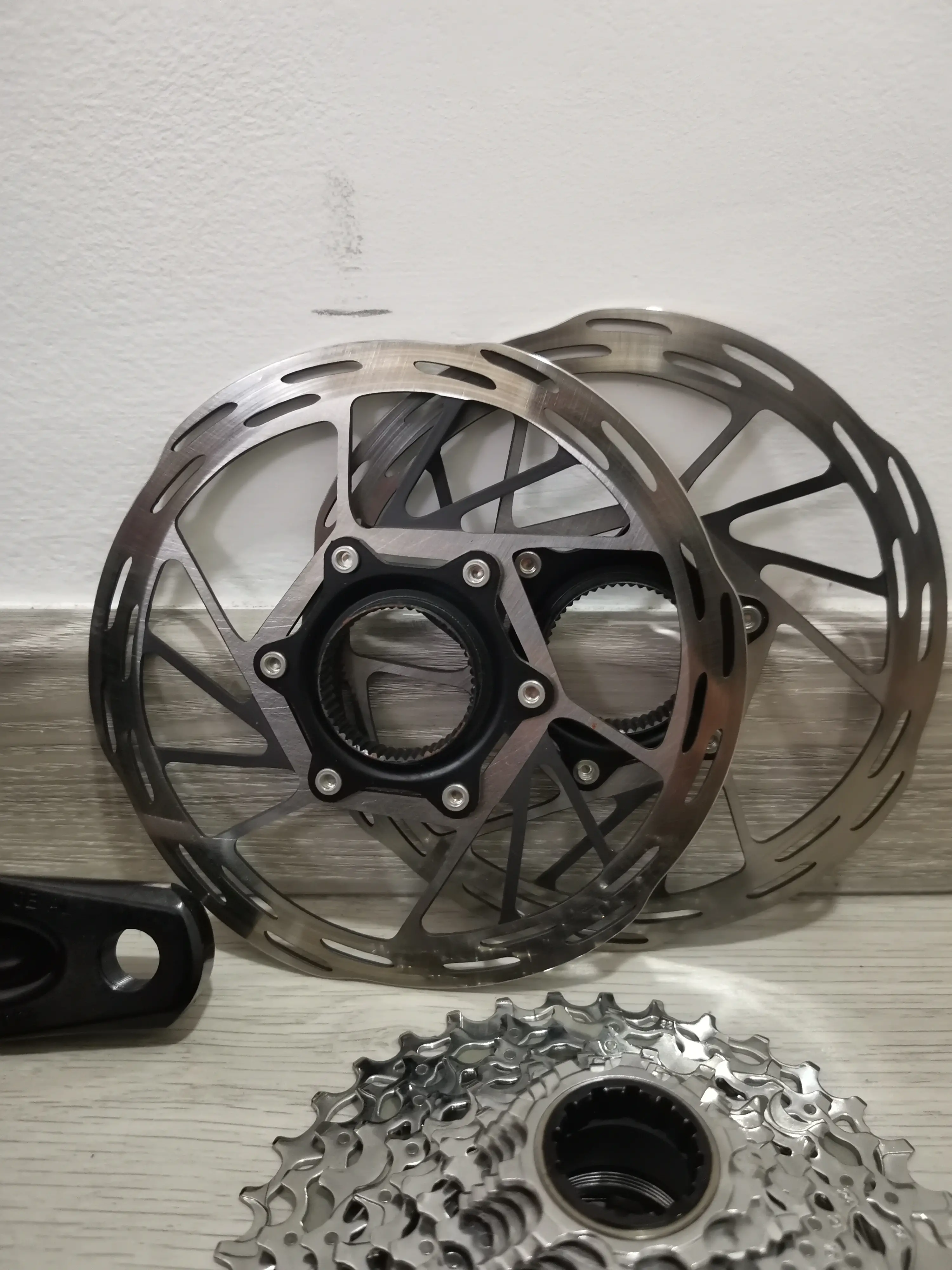 Sram Rival AXS 12 Speeds - Disc - (Brand New !)