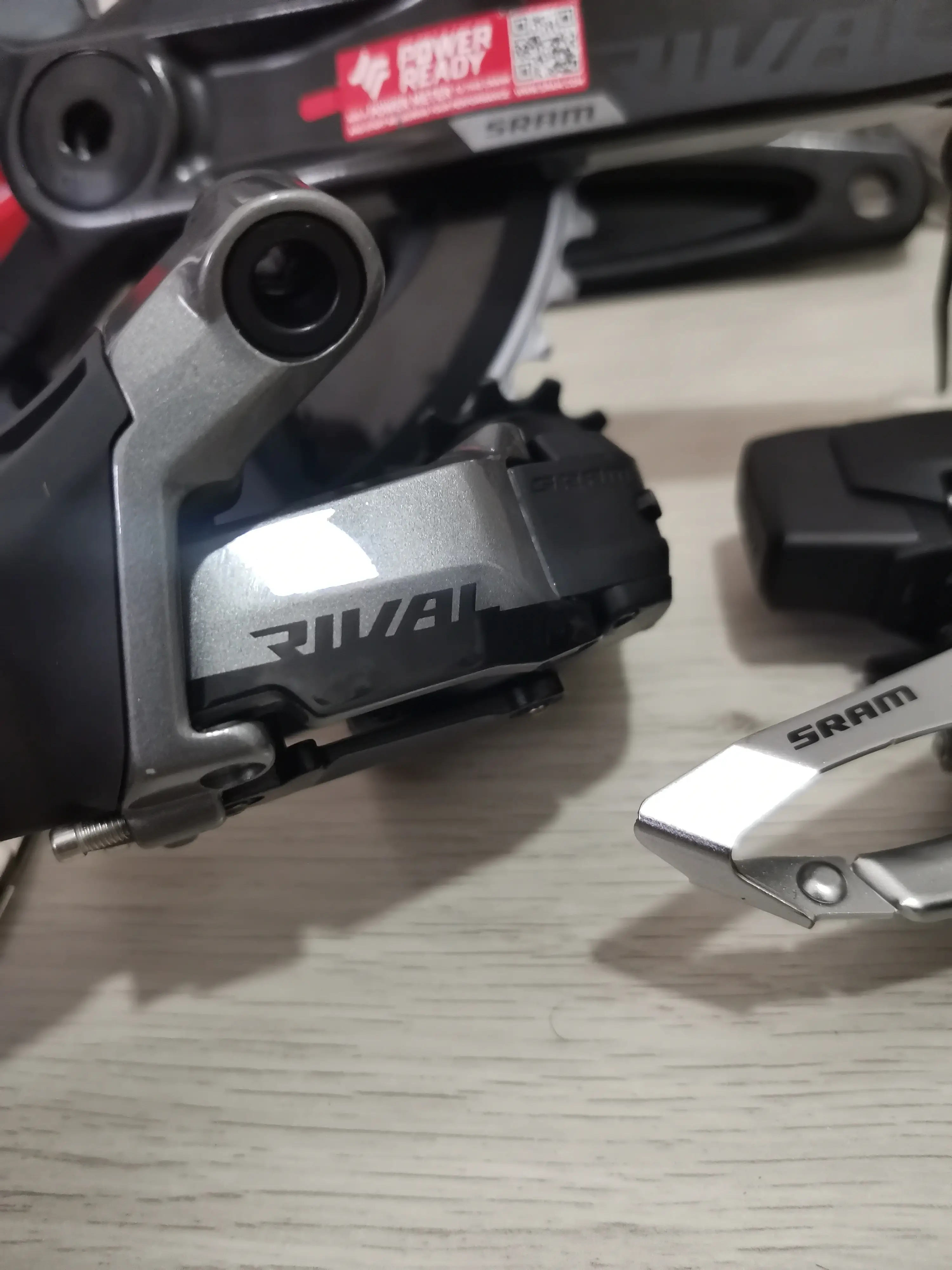 Sram Rival AXS 12 Speeds - Disc - (Brand New !)