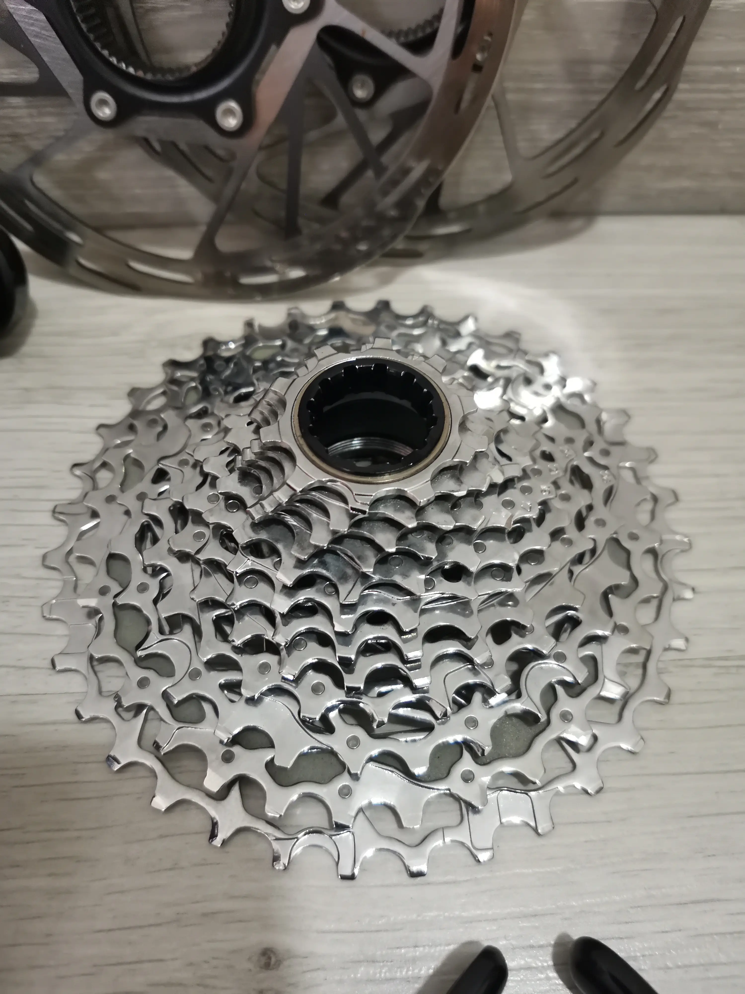Sram Rival AXS 12 Speeds - Disc - (Brand New !)