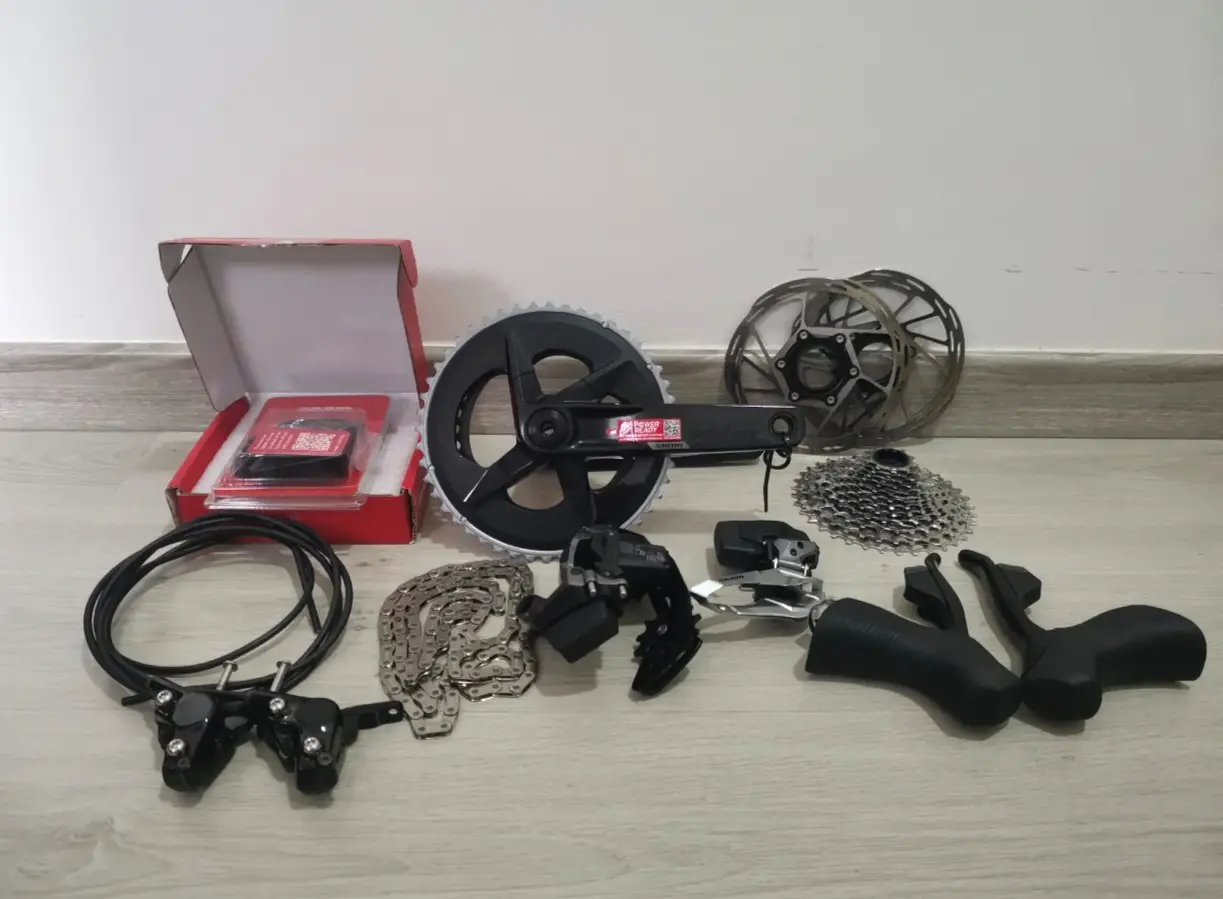 Sram Rival AXS 12 Speeds - Disc - (Brand New !)