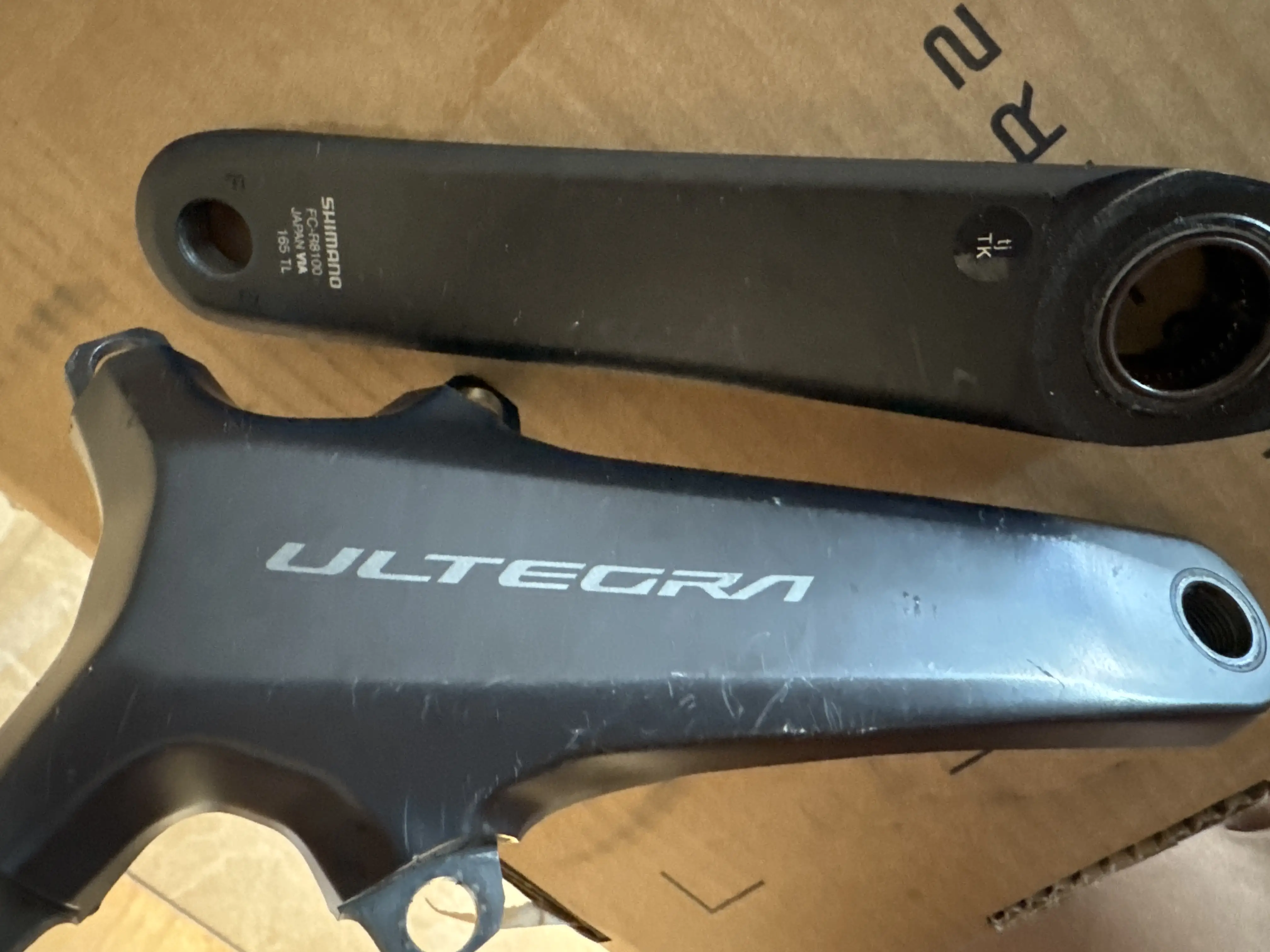 Ultegra Crank Arm R8100 165mm