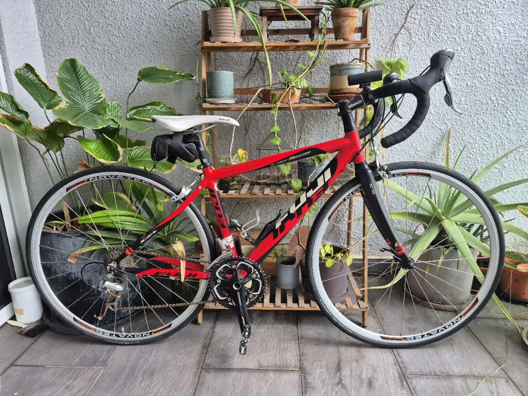 Fuji Road Bike XS (42CM)