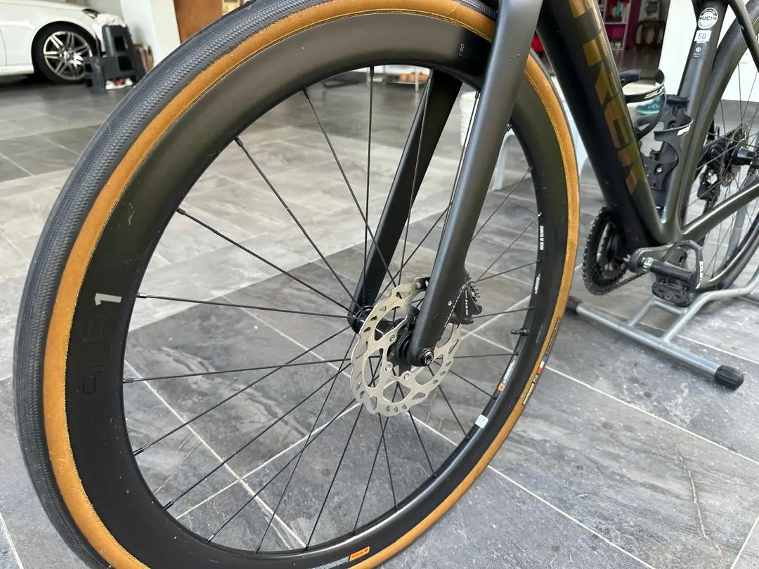 Trek Domane SL5 Gen3 Carbon 11speed 34/50T 11-34T Ride 10 times only