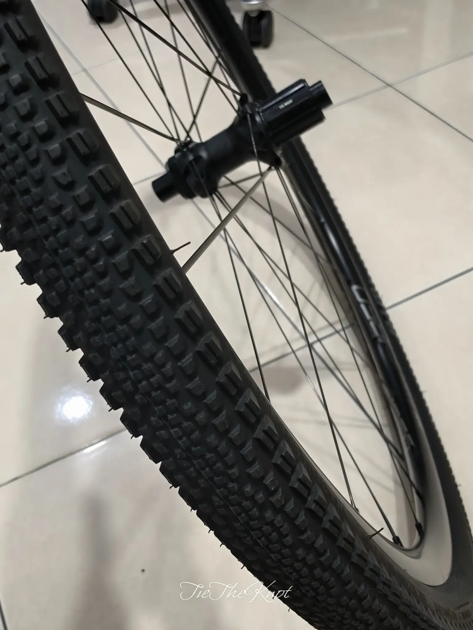 Gravel Bike Wheels DT Swiss P1850 spline (new took out from bike)