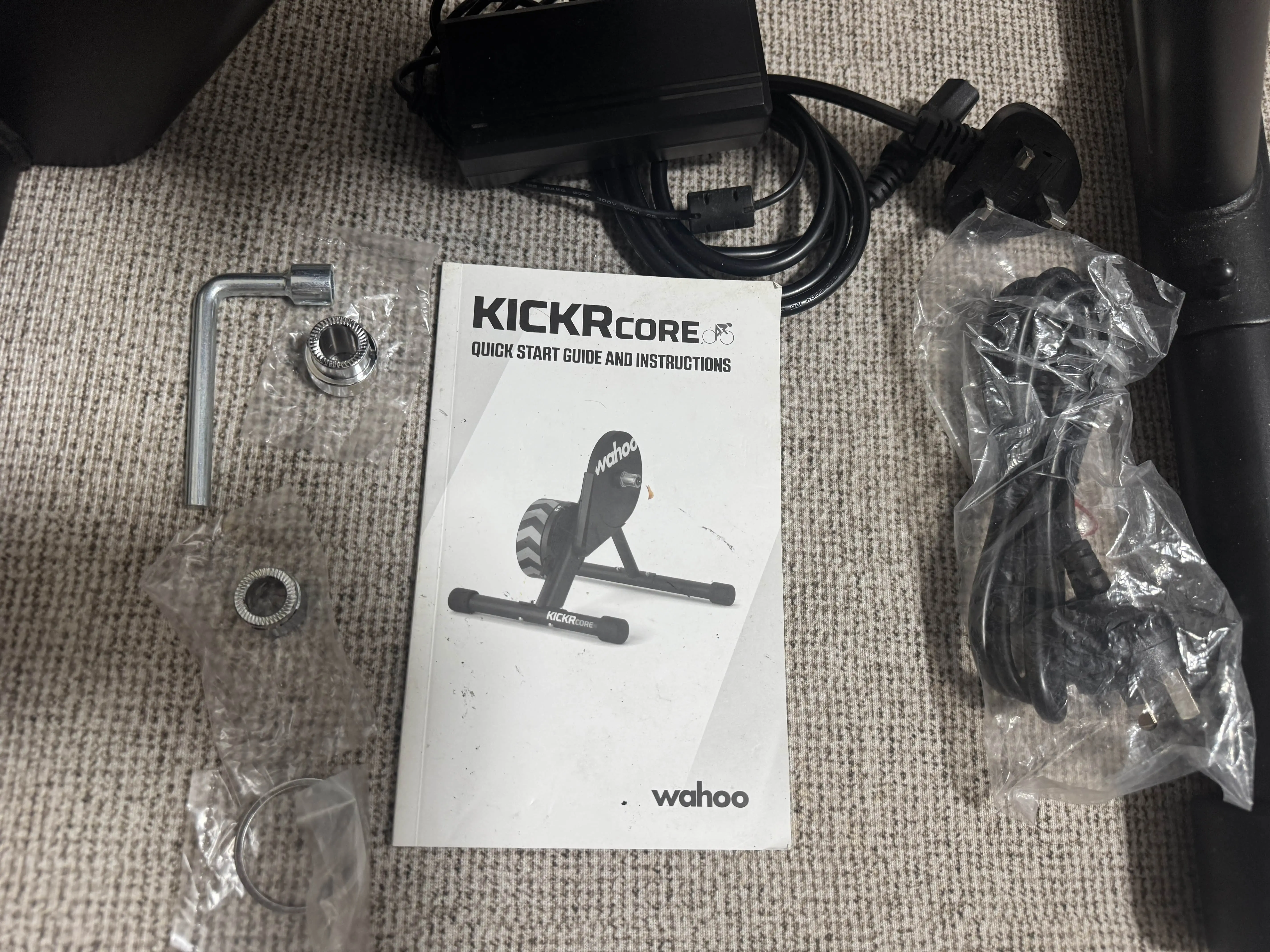 🚴‍♂️ Wahoo KICKR Core Smart Trainer – Excellent Condition! 🚴‍♀️