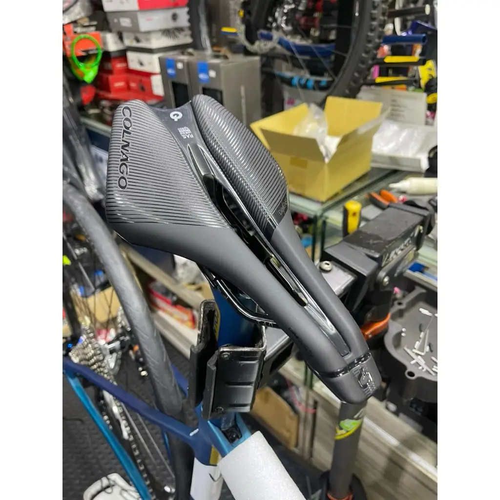 [Flash sale] Colnago V3 Ultegra Di2 Disc Shimano Ultegra Di2 12-Speed (R8170) – Carbon Frame Road Complete