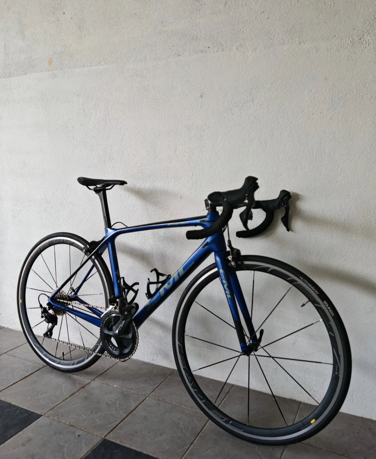 EMC R1.7 Carbon 47cm (R7000) 7.8kg (Like New!!)  WTS