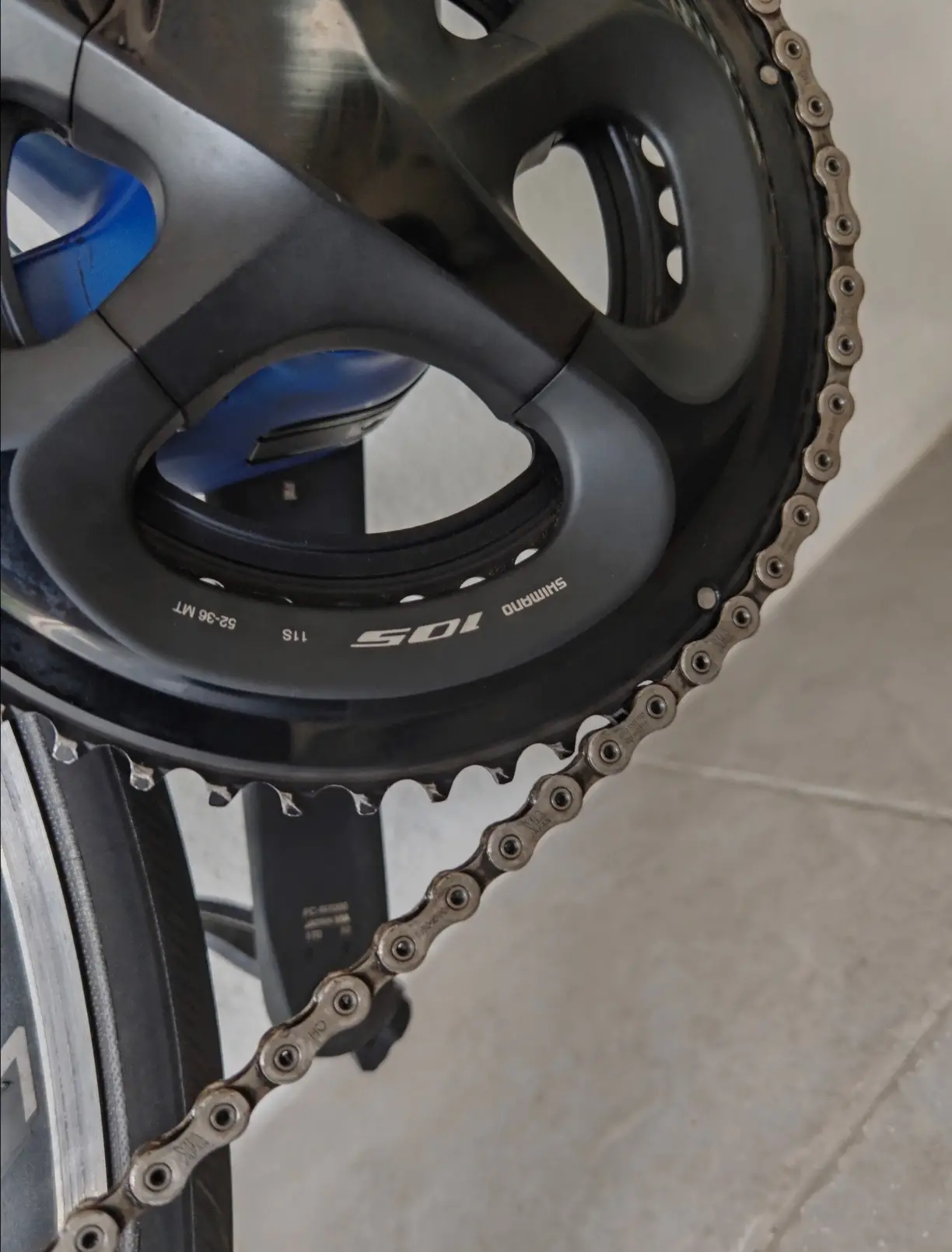 EMC R1.7 Carbon 47cm (R7000) 7.8kg (Like New!!)  WTS