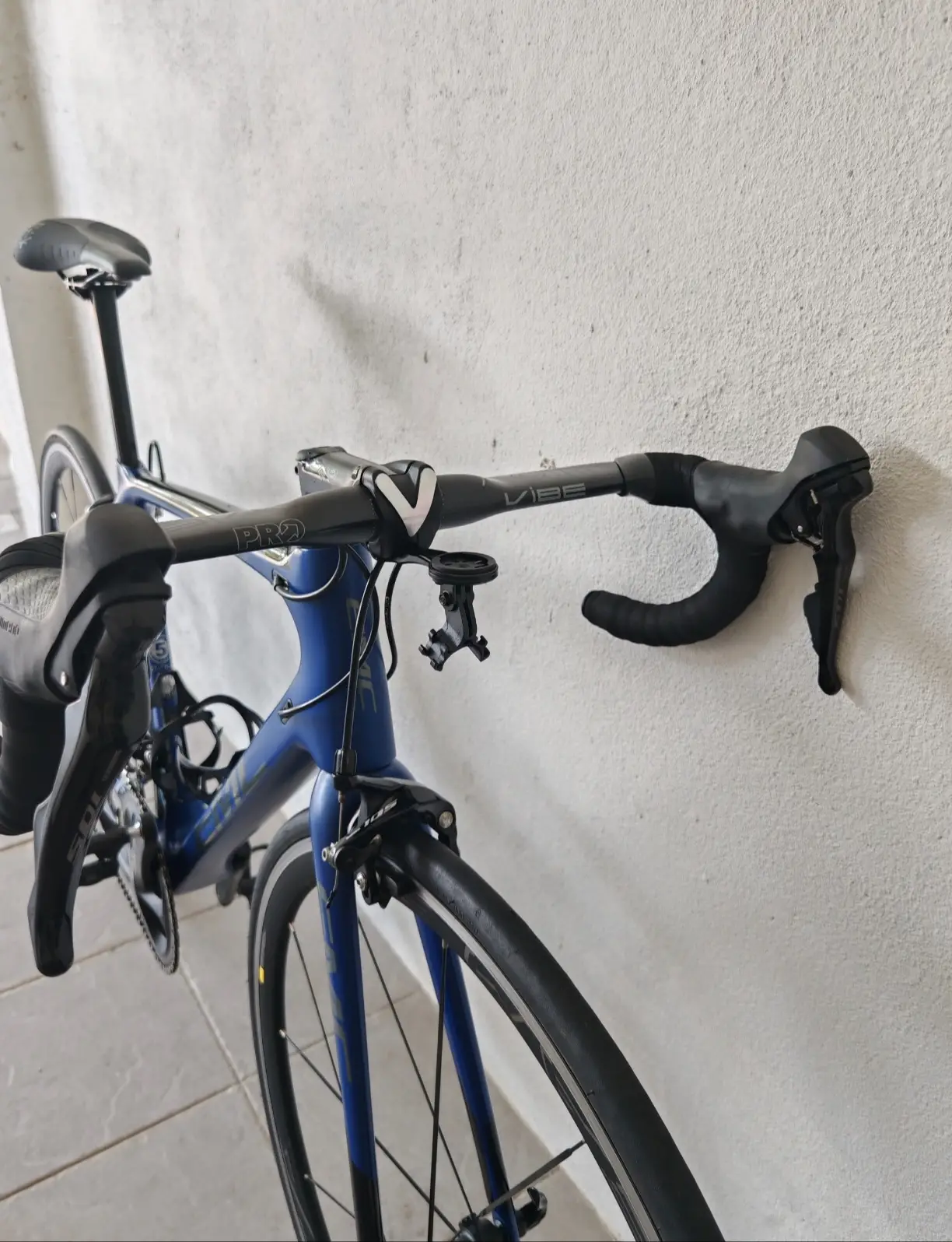 EMC R1.7 Carbon 47cm (R7000) 7.8kg (Like New!!)  WTS