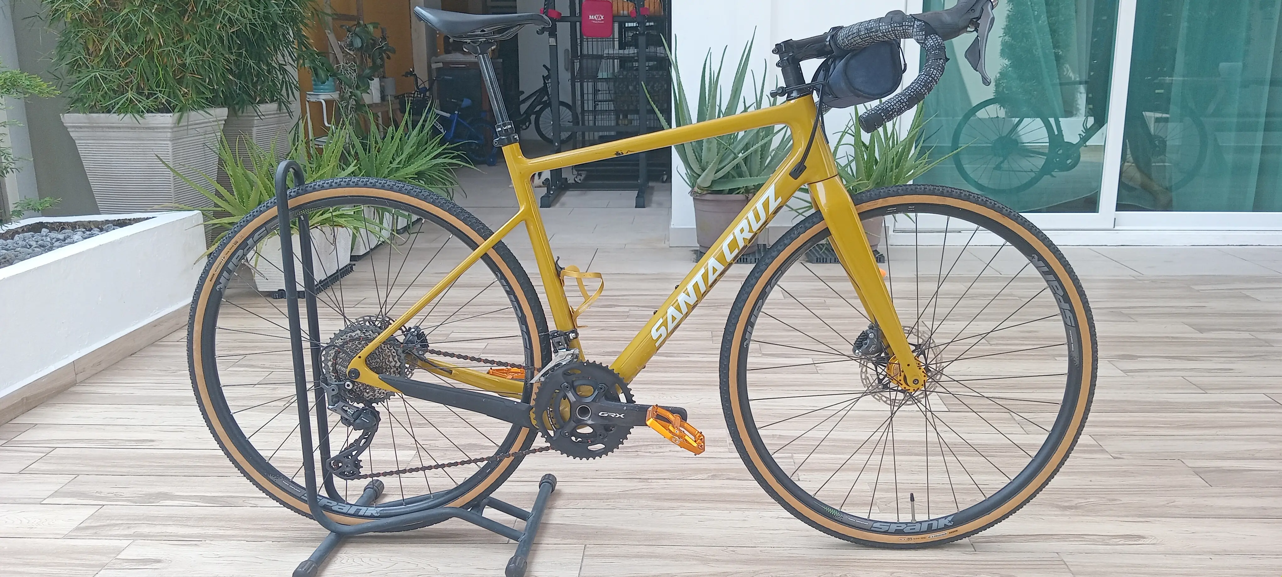 Santa Cruz Stigmata CC Gravel Bike (54CM M Size Custom Build) - Industry Nine Hubs!