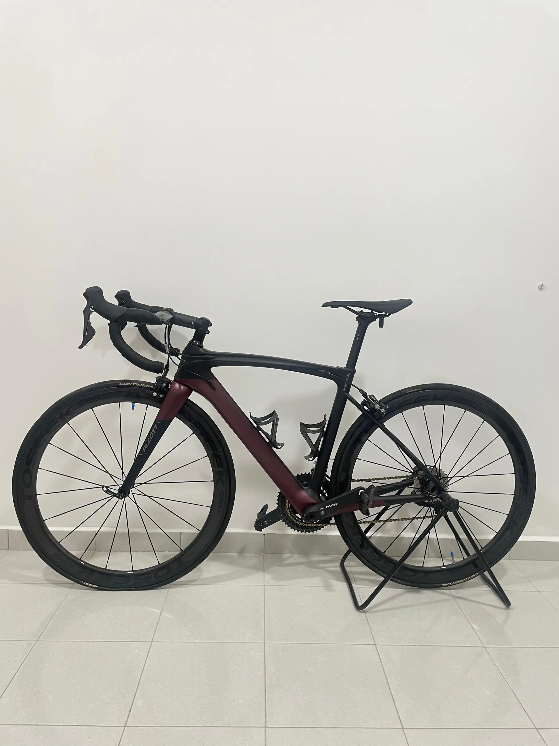 Alcott Ascari Carbon Roadbike