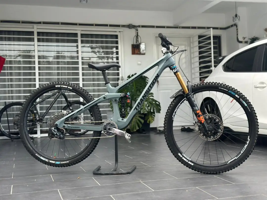 Transition Spire Carbon (M)