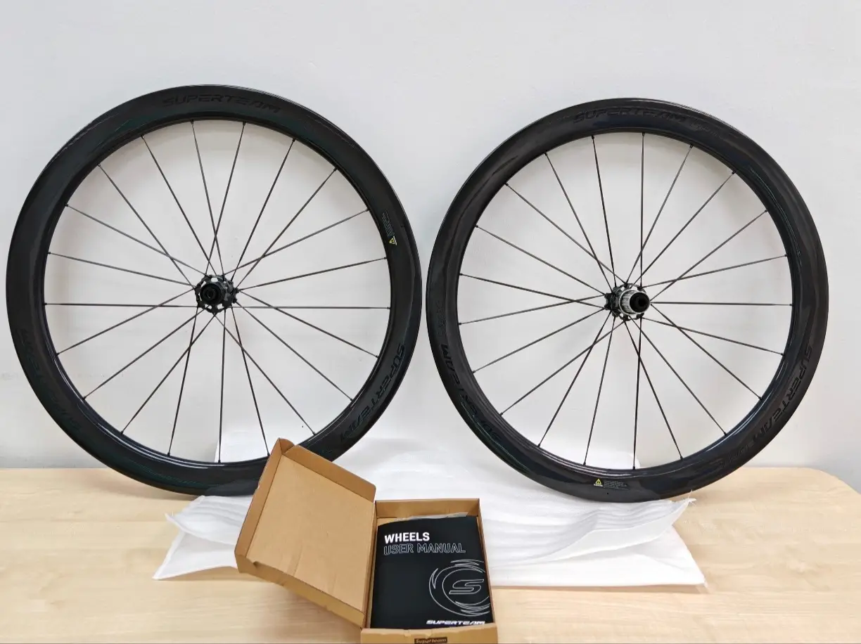 SuperTeam Carbon 1.1kg Wheelset YUYAN Light 50MM With Carbon Spokes (HG) – Brand New !!!