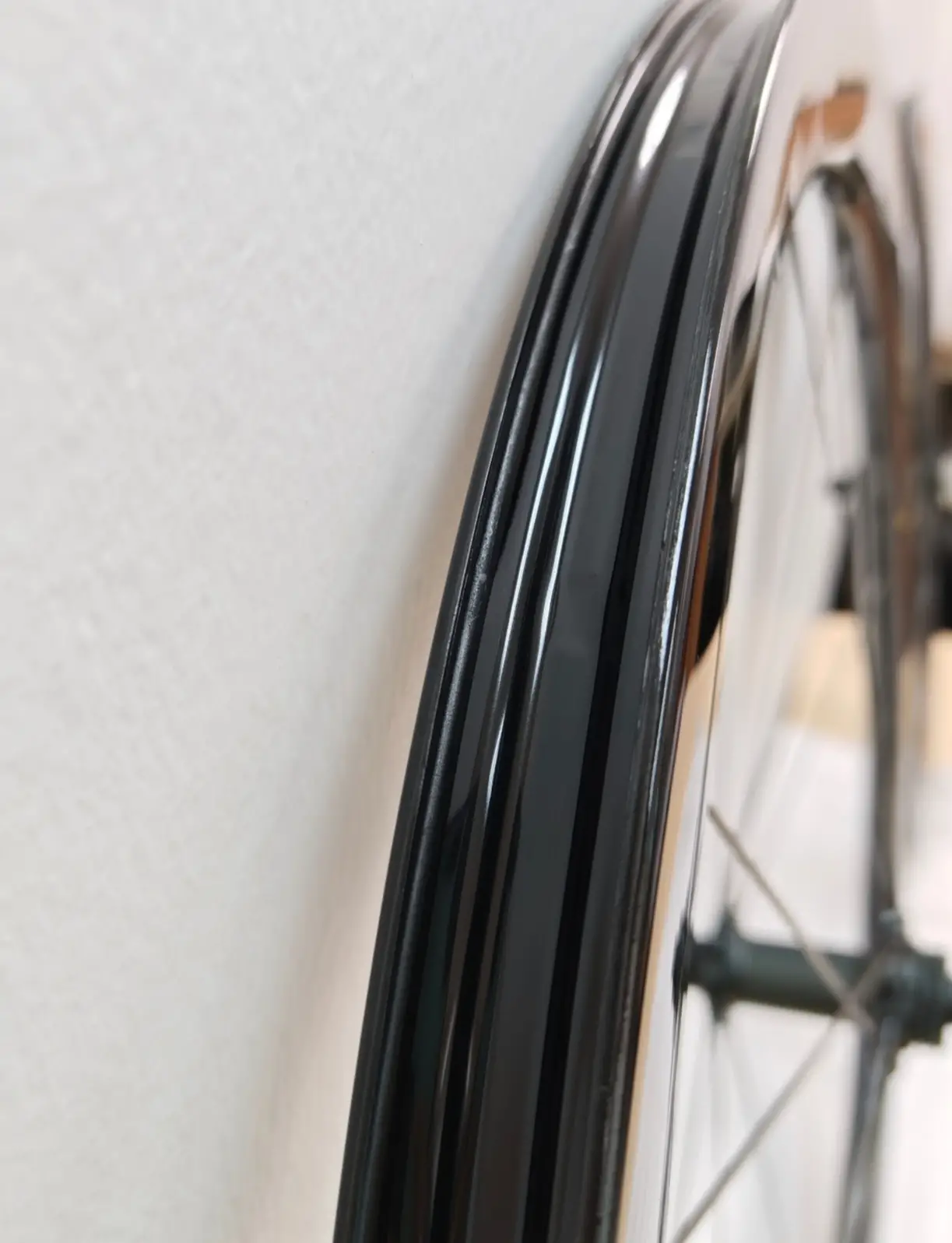 SuperTeam Carbon 1.1kg Wheelset YUYAN Light 50MM With Carbon Spokes (HG) – Brand New !!!