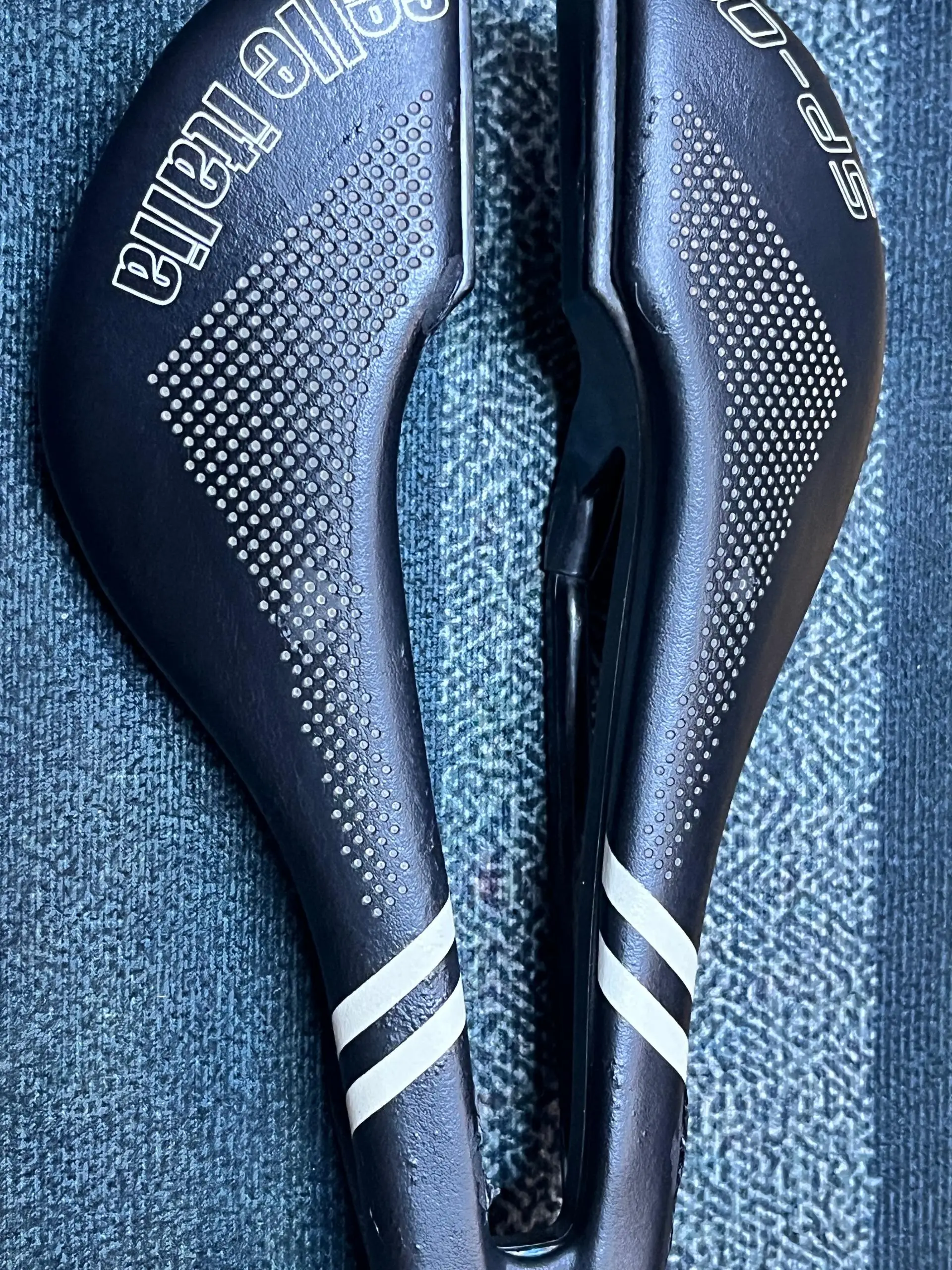 Selle Italia SP-01 Superflow Carbonio