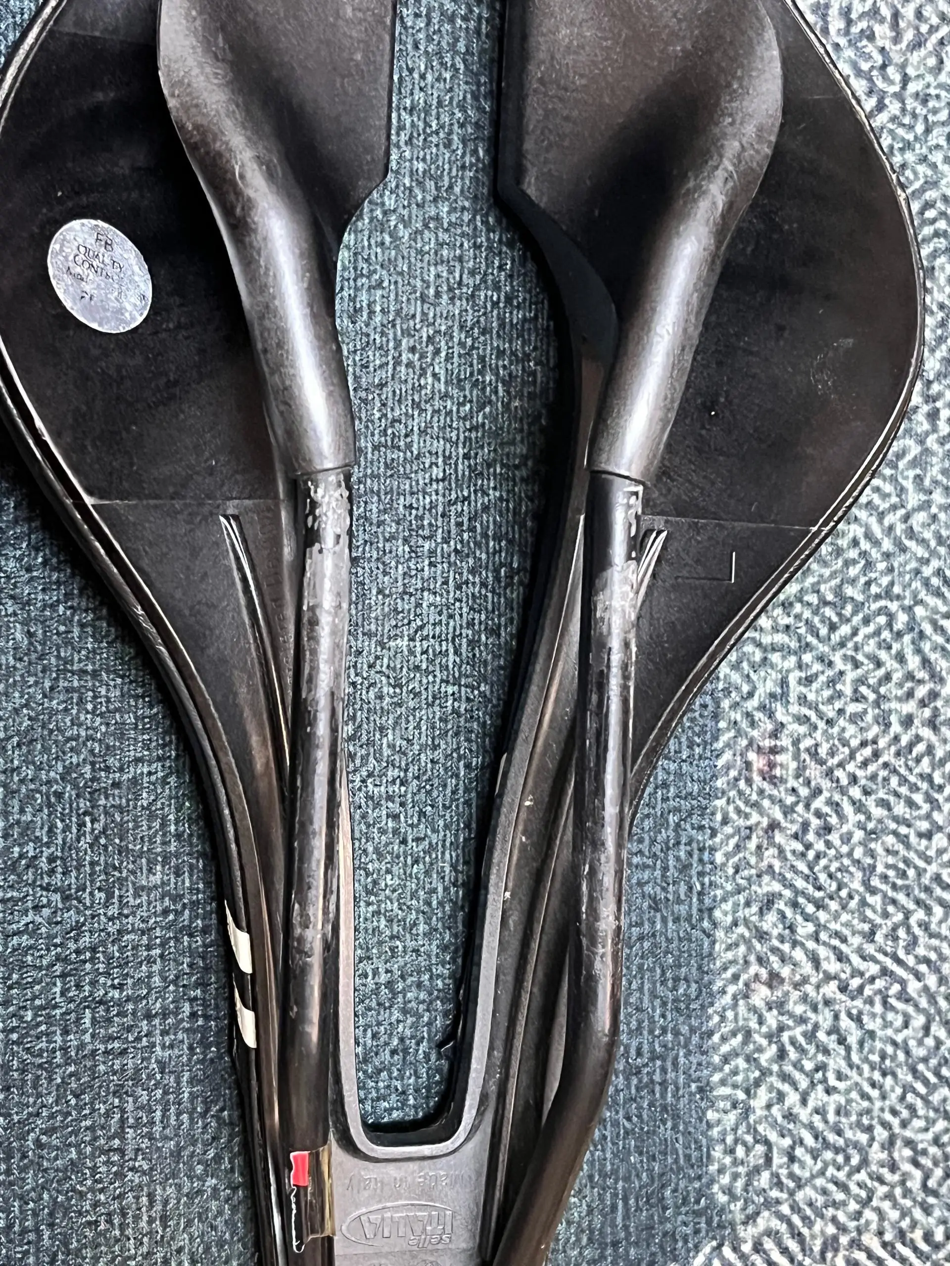 Selle Italia SP-01 Superflow Carbonio