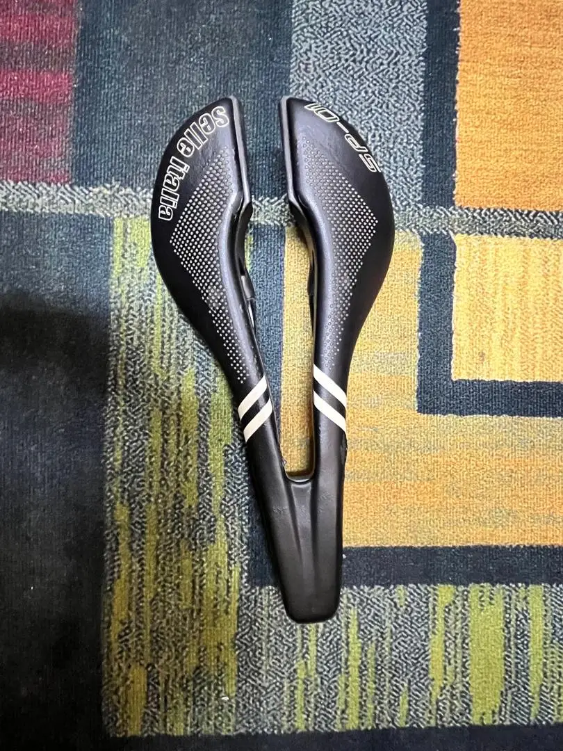 Selle Italia SP-01 Superflow Carbonio
