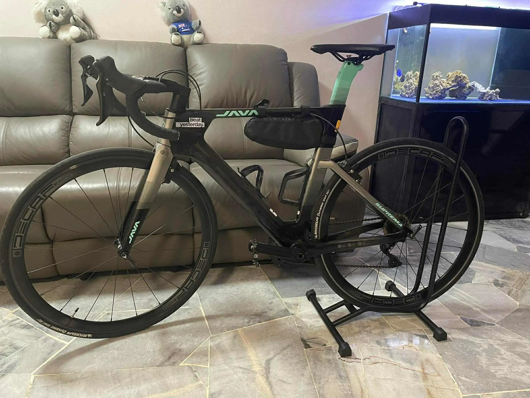 Java Suprema Carbon Road Bike