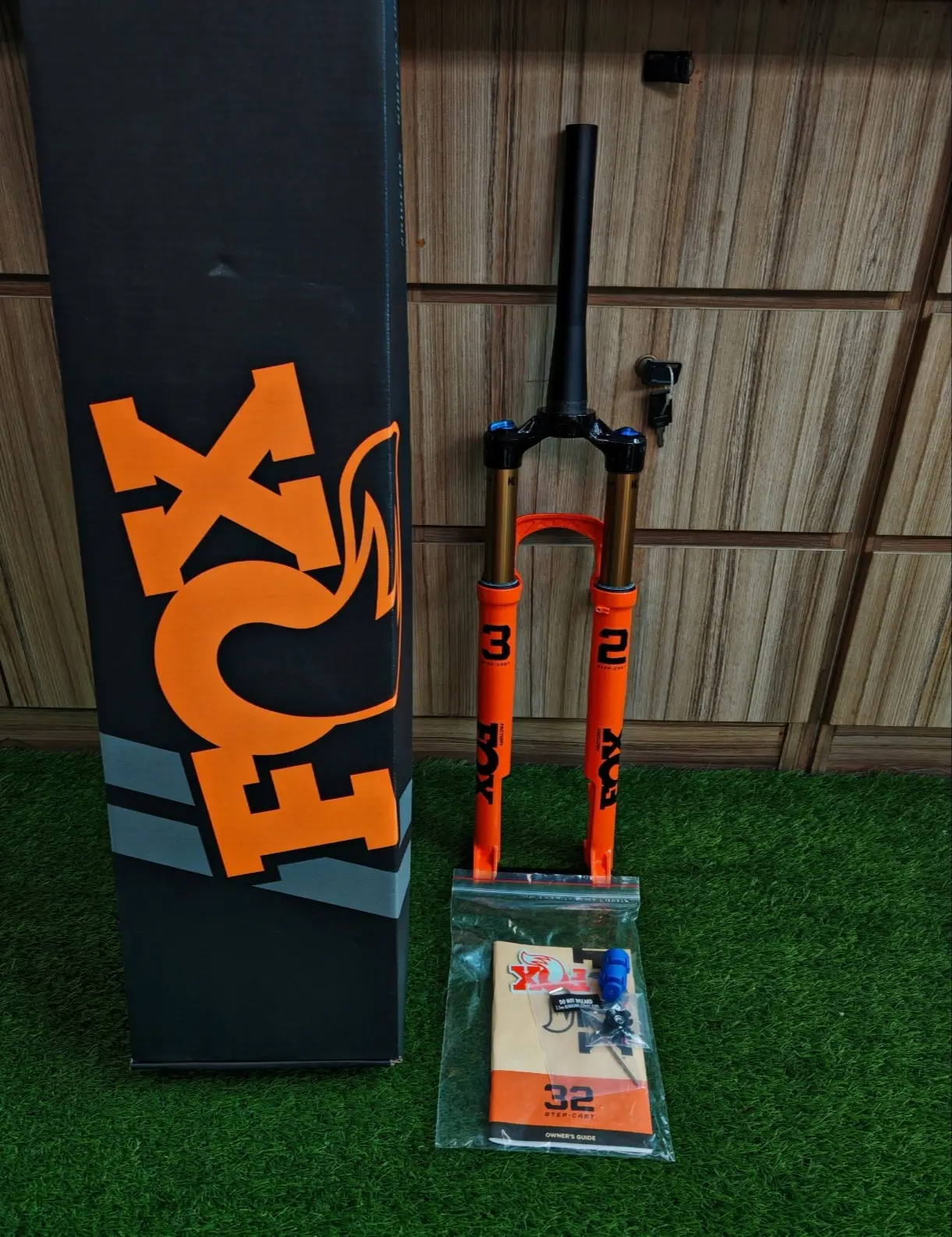 Fox Factory 32 Float Grip SL(29er) 100mm - (Brand New )