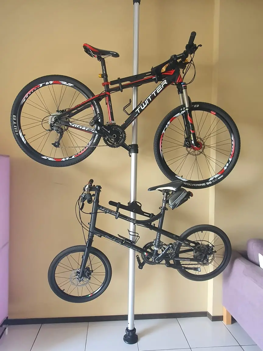 mountain bike, mini velo and rack